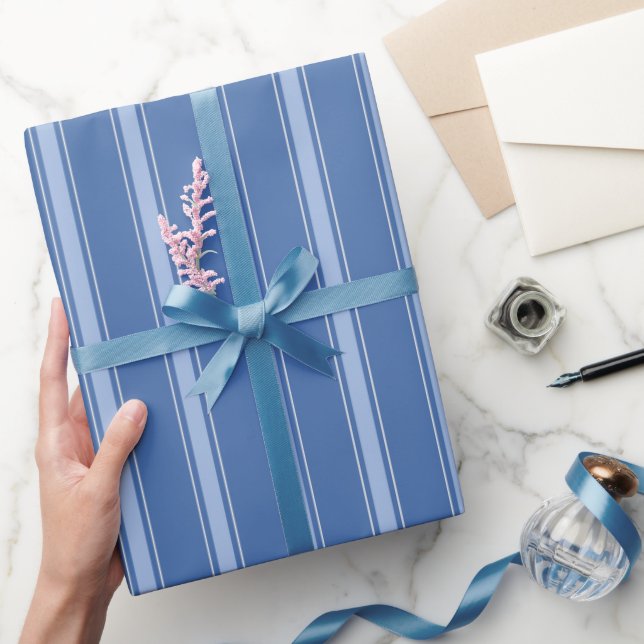 Blaue & Hellblaue Streifen Geschenkpapier (Schenken)