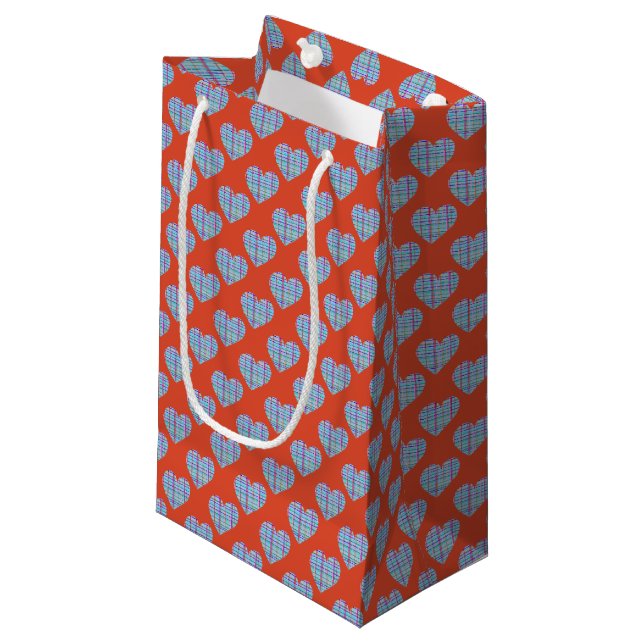 Blaue Herzen in Rot Kleine Geschenktüte (Vorderseite Schrägansicht)