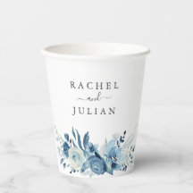 Blaue Hochzeit mit Blumen