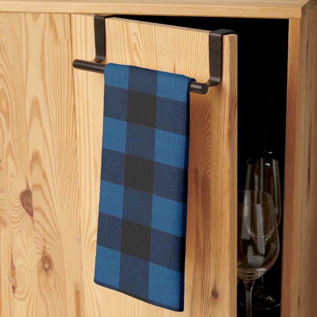 Blaue Holzfäller-Karozeichnung Geschirrtuch (Drittel gefaltet)