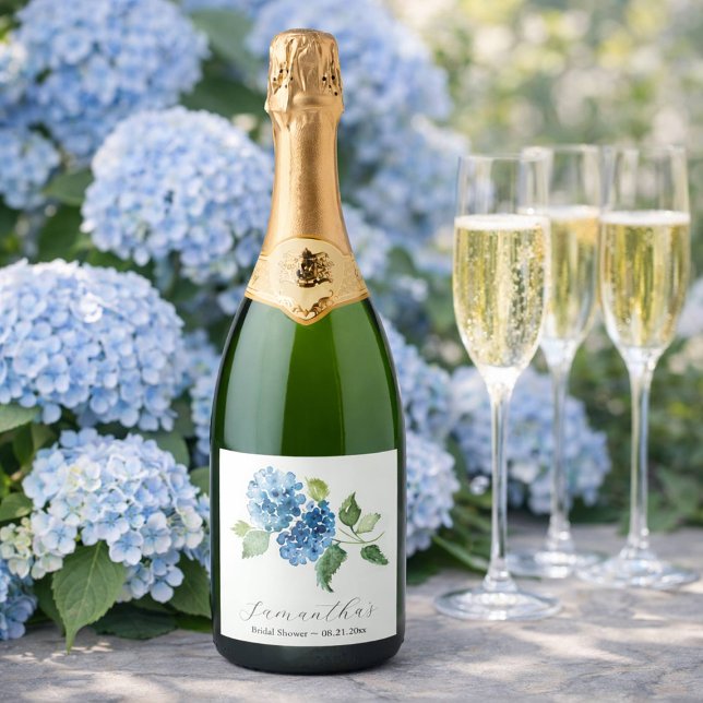 Blaue Hortensien Brautparty-Thema (blue hydrangea champagne label designed with hand painted floral art by Victoria Grigaliunas)