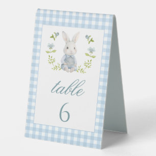 Blaue kleine Häschen-Baby-Jungen-Tablett-Nummern Tischaufsteller