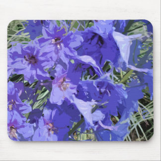 Blaue Larkspur-Blume auf einem Mousepad