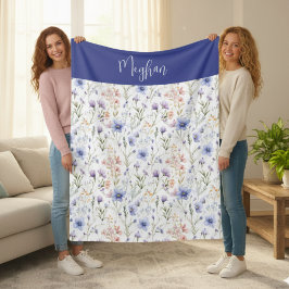 Blaue Lila Aquarell-Wildblumen-Name Fleecedecke