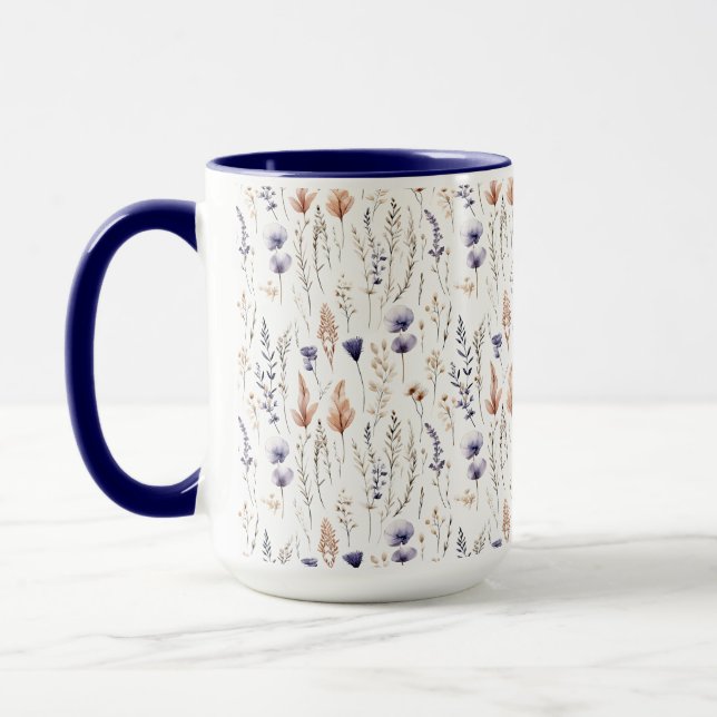 Blaue Lila Rose Beige Wildblumen Botanischer Boho Tasse (Links)