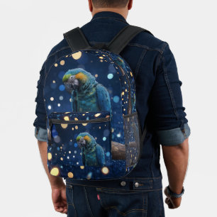Blaue Majestät: Der Blaue Ara auf traumhaftem blau Bedruckter Rucksack