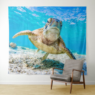 Blaue Meeresschildkröte vor der Wand Wandteppich