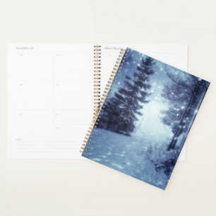 Blaue Moonlit Magische Wälder Winterlandschaft Planer