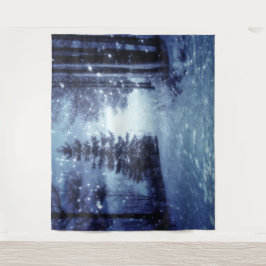 Blaue Moonlit Magische Wälder Winterlandschaft Wandteppich