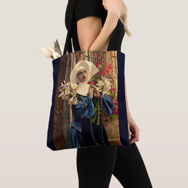 Blaue Nonne um 1910 Tasche (Von Nahem)