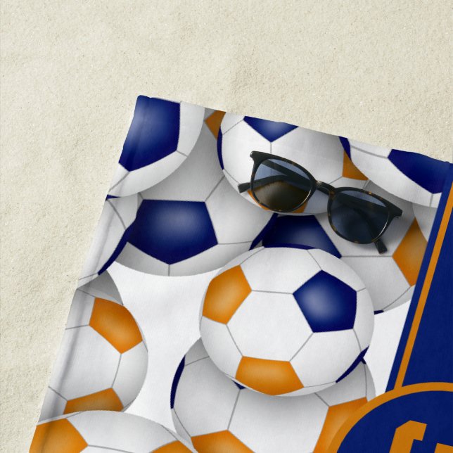 Blaue orangefarbene Jungs - Fußballmannschaft Farb Strandtuch (Beispiel)