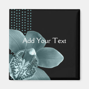 Blaue Orchidee auf Schwarzem Magnet