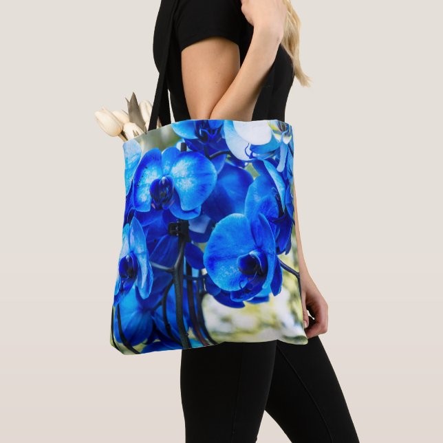Blaue Orchideen Tasche (Von Nahem)