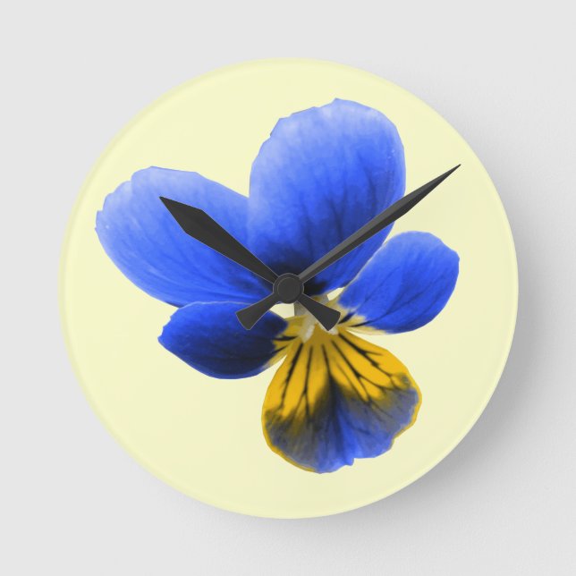 Blaue Pansy-Wanduhr Runde Wanduhr (Vorderseite)