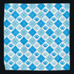 Blaue Raute Druckmuster Halstuch<br><div class="desc">Das stilvolle Design in Blau-Weiß-Raute mit hübschen Pfotendrucken verbindet Eleganz mit dem von Haustieren inspiriert Charme. Dieses auffällige Design verbindet die klassische Raute mit spielerischen Pfotendrucken und schafft so ein einzigartiges und modisches Aussehen. Das Muster der Raute strahlt eine zeitlose und raffinierte Ästhetik aus, während die skurrilen Pfotendrucke eine reizvolle...</div>