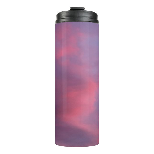 Blaue Rosa Wolken Thermosbecher (Vorderseite)