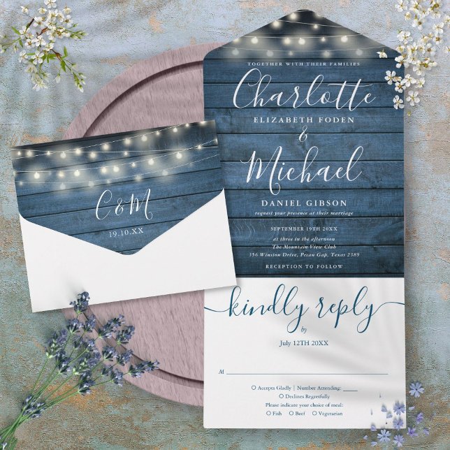 Blaue Rustikale Holzzeichenbeleuchtung Monogramm H All In One Einladung (Blue Rustic Wood String Lights Monogram Wedding All In One Invitation)