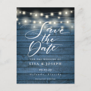 Blaue Rustikale Lichterkette QR Code Save the Date Postkarte