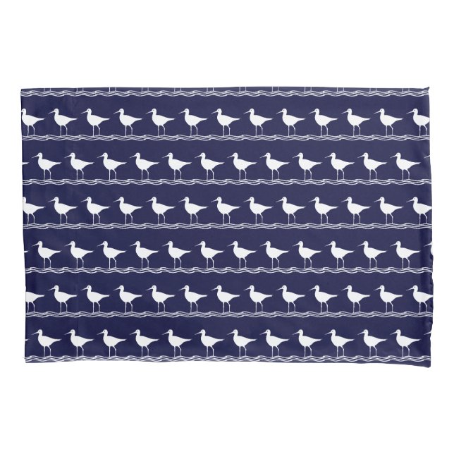 Blaue Sandfänger der Marine an der modernen Küste Kissenbezug (Vorderseite)