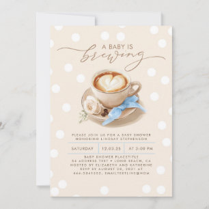 Blaue Schleife Kaffee Baby Is Brewing Junge Baby-P Einladung