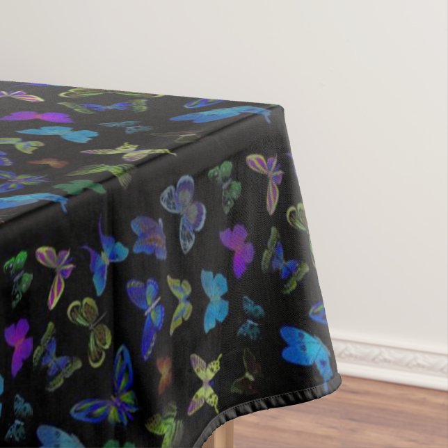 Blaue Schmetterlinge auf schwarz Tischdecke (Beispiel)