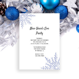 Blaue Schneeflocken auf dem Party "Weißer Silveste Einladung
