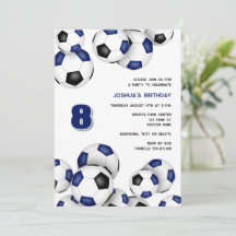 Blaue schwarze Fußballbälle Kindergeburtstag Party