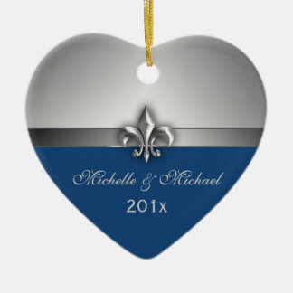 Blaue silberne Lilien-Paar-erstes Weihnachten Keramik Ornament