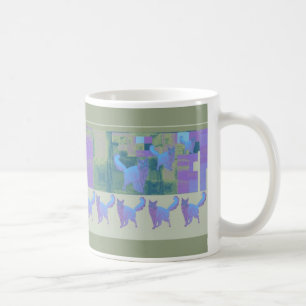 Blaue somalische Katzen, die Tasse tanzen