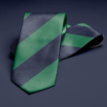 Blaue Streifen Krawatte<br><div class="desc">Stilvolle nautische Streifen Muster in fetten und klassischen Farben perfekt für das Büro oder eine Nacht im Stadtzentrum.</div>