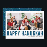 Blaue Typografie Foto Collage Happy Hanukkah Feiertagskarte<br><div class="desc">Happy Hanukka! Individuell anpassbare Happy Hanukkah Foto Collage flache Karte mit blauer Typografie und Schneemuster. Personalisieren Sie Ihre Daten durch Hinzufügen von drei Fotos,  Namen,  Jahr und anderen Details. Diese moderne Hanukkah-Flachkarte ist in anderen Farben und mit Karton erhältlich.</div>