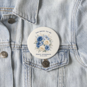 Blaue und cremefarbene Rosenblüten-Brautparty Button