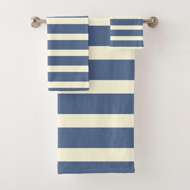 Blaue und cremefarbene Streifen Badhandtuch Set (Insitu)