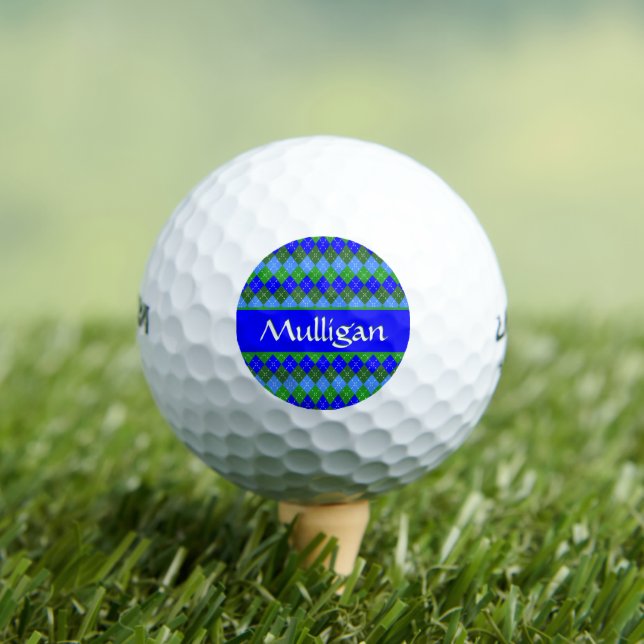 Blaue und grüne Raute Weißklemme Personalisiert Golfball (Insitu T-Shirt)