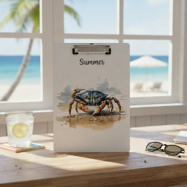 Blaue und orangefarbene Krabbe am Strand Klemmbrett