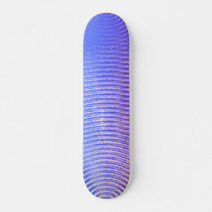 Blaue und orangefarbene Schallwellen Skateboard