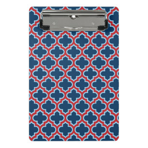 Blaue und rote marokkanische Trellis, Gitter, Quat Mini Klemmbrett