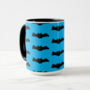 Blaue und schwarze Halloween-Fledermäuse Tasse