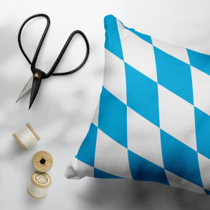 Blaue und weiße Bayern Diamantflagge Dekokissen