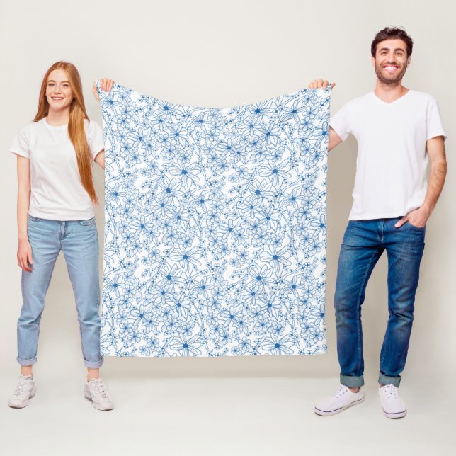 Blaue und weiße Blumenästhetik Fleecedecke (Beispiel)