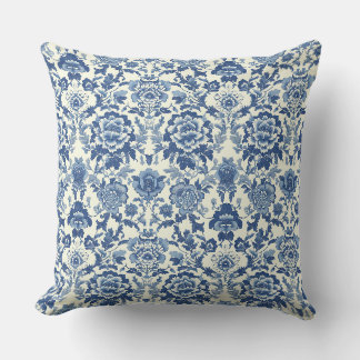 Blaue und weiße Chinoiserie-Pfingstrosen-Blumenmus Kissen