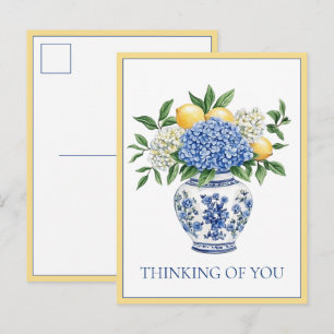 Blaue und weiße Chinoiserie-Vase mit Hortensien Postkarte
