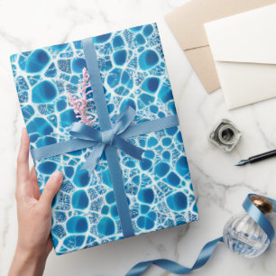 Blaue und weiße Frostfantasie Abstraktes Eismosaik Geschenkpapier