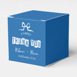 Blaue und weiße Hand gezeichnete Bow Sketch-Hochze Geschenkschachtel