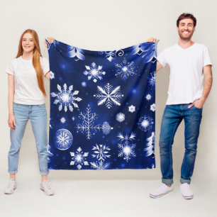 Blaue und weiße Schneeflocke Fleecedecke