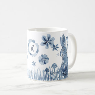 Blaue und weiße sonnige Blume Monogramm Osterkanin Kaffeetasse