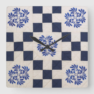 Blaue und weiße Steppe Quadratische Wanduhr
