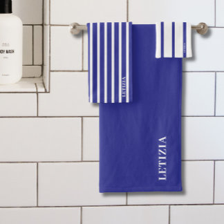 Blaue und weiße Streifen mit Namen Badhandtuch Set