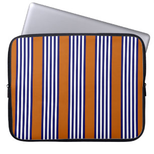 Blaue und weiße Streifen mit verbrannter Orange Laptopschutzhülle