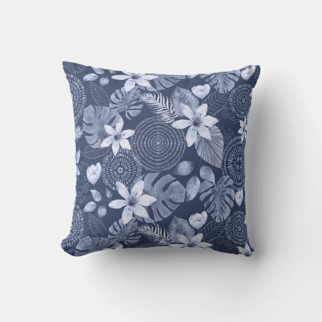 Blaue und weiße tropische Blätter und Blume Kissen (Vorderseite)